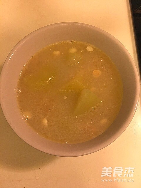 Green Papaya Snow Fungus Lean Meat Chicken Feet Soup recipe
