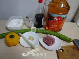 Fried Loofah with Sliced Pork recipe