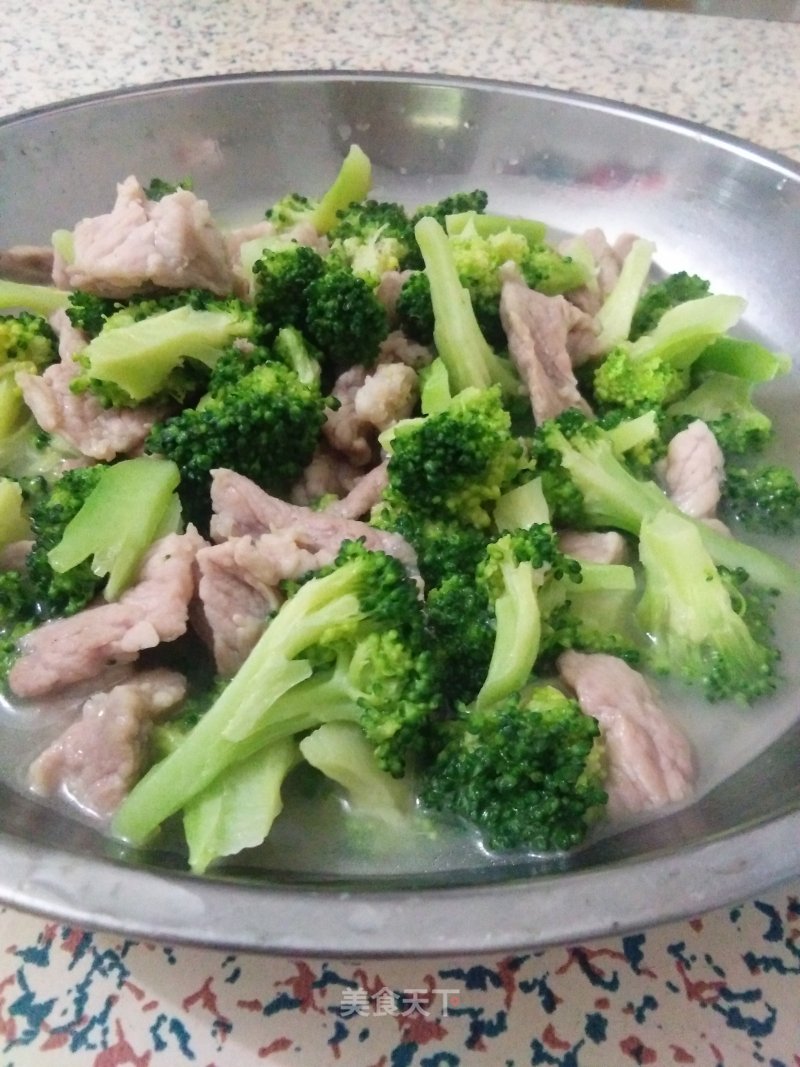 Broccoli Stir-fried Pork recipe