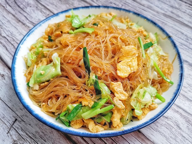 When Making Egg Scrambled Vermicelli, Don’t Fry It Directly, Add One More Step, It Looks Good and Delicious recipe