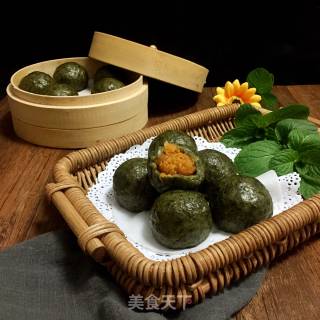 #春食野菜香# Mugwort Egg Yolk Pork Floss Green Tuan recipe