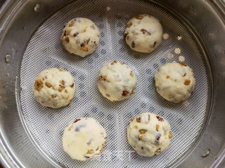 Milky Yam and Red Date Steamed Buns recipe