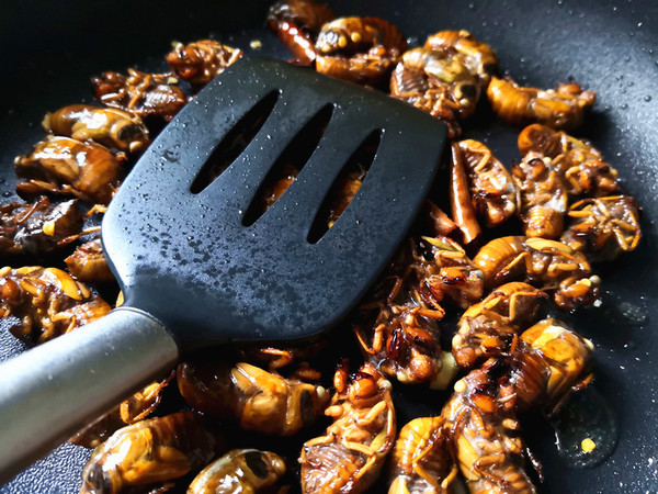 Fried Golden Cicada recipe