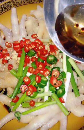 Spicy Chicken Feet recipe