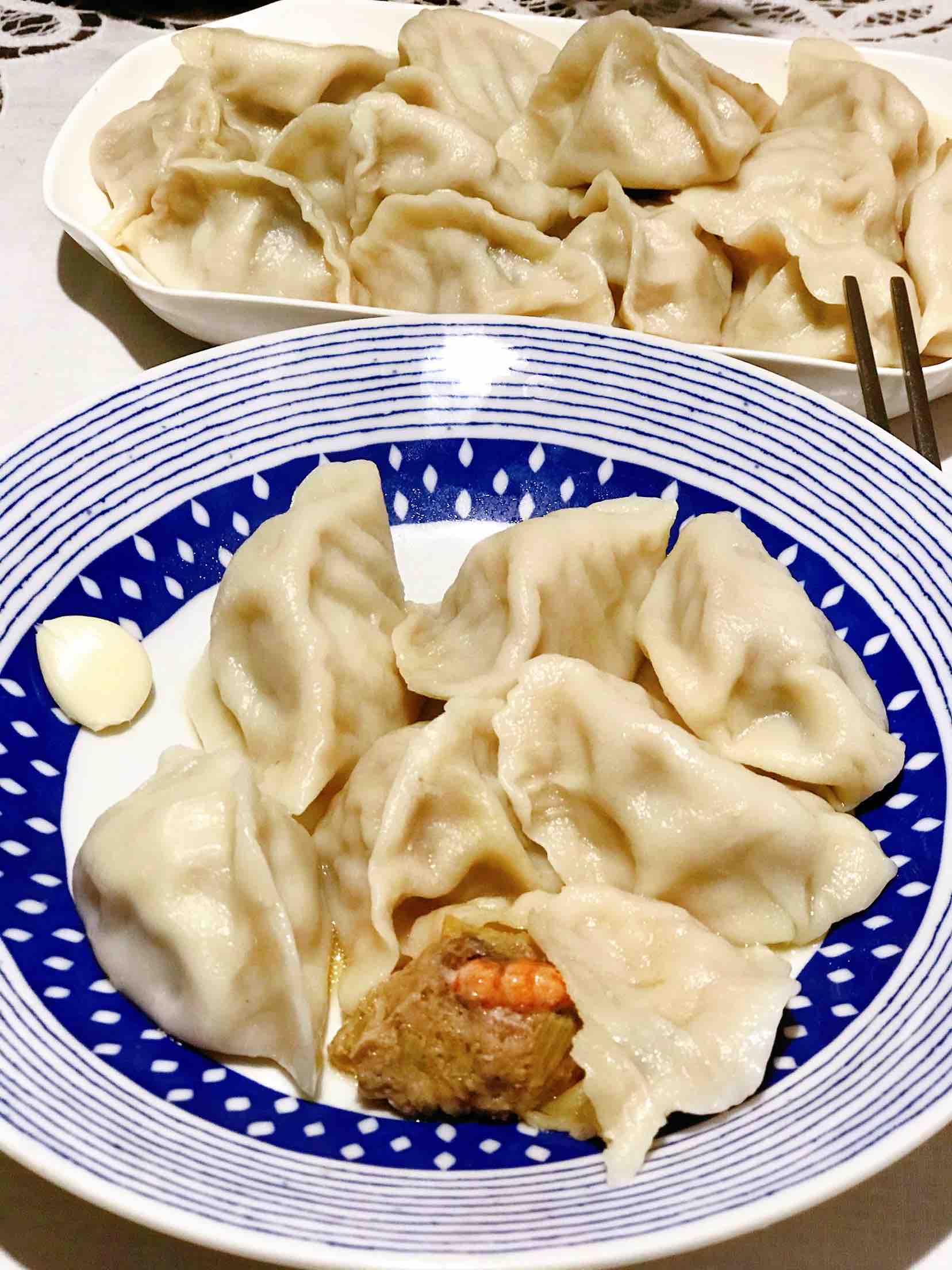 Big and Delicious Pork, Shrimp and Kidney Bean Dumplings with Thin Skin Stuffing