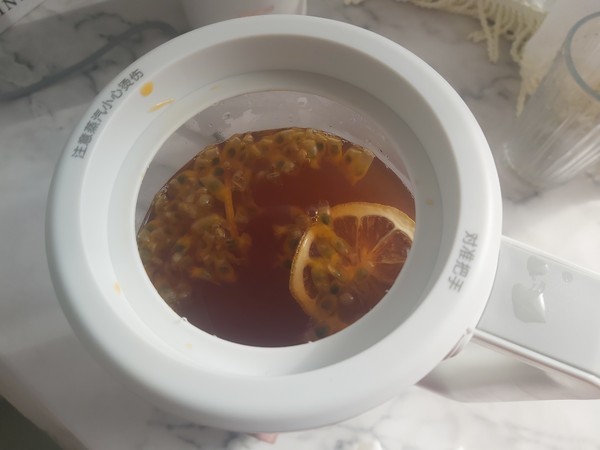 Homemade Fruity Black Tea ︱ Subvert Your Impression of Black Tea! recipe