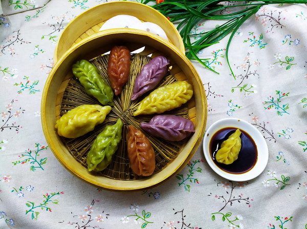 Colorful Steamed Dumplings recipe