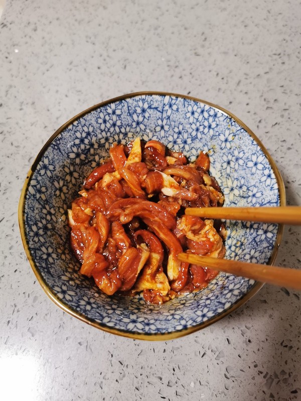 Stir-fried Shredded Pork with Cowpea recipe