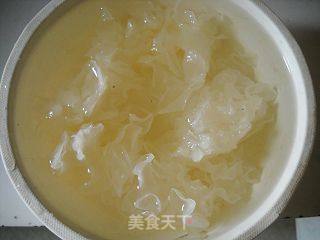 Stewed Tremella with Gong Tang recipe