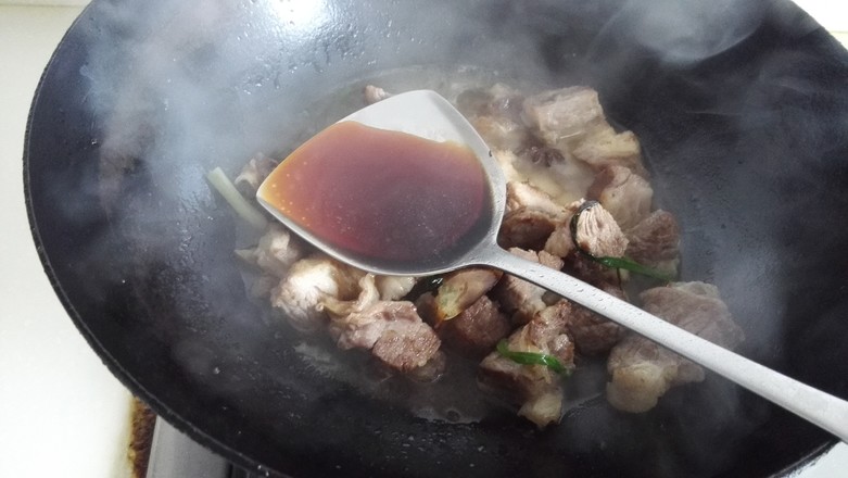 Stir-fried Rice Curry Beef Rice Topped with Rice recipe