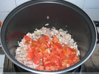 Spaghetti with Tomato Meat Sauce recipe