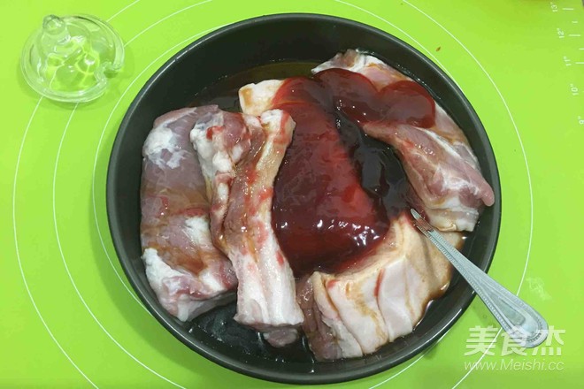 Barbecued Pork with Honey Sauce recipe