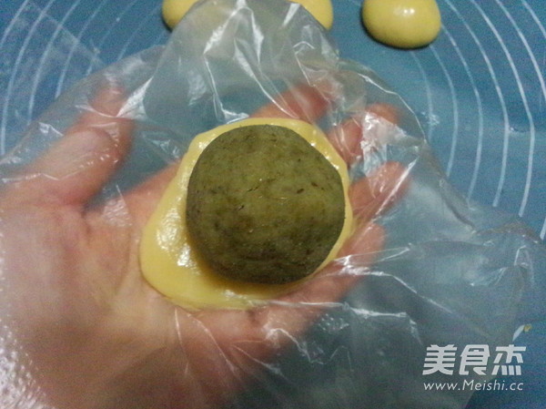 Guangdong Mung Bean Paste Mooncake recipe