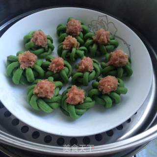 Cowpea Ring Stuffed Meat recipe