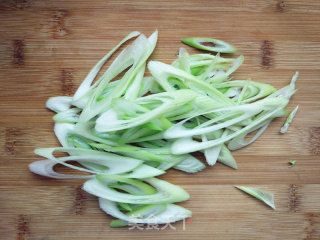 Stir-fried Lamb with Scallions recipe