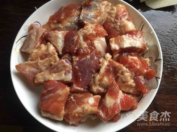 Steamed Pork Ribs with Taro recipe