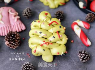 Christmas Pattern Buns recipe