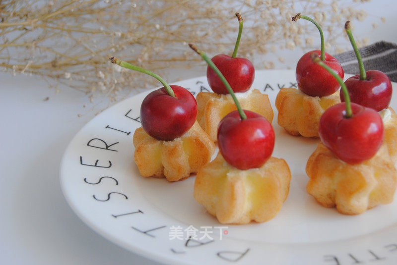 #aca烤明星大赛#cherry Cream Puffs recipe