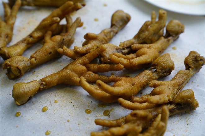 Crispy Braised Chicken Feet recipe