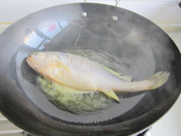 Braised Yellow Croaker recipe