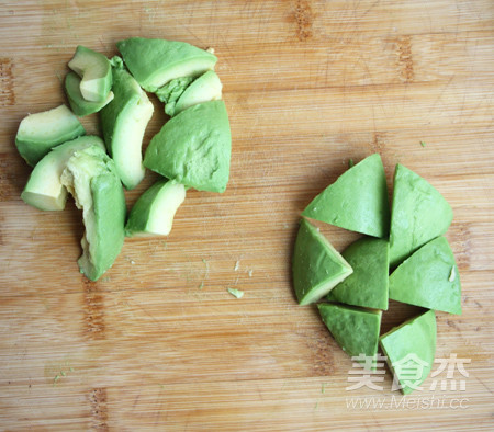 Pasta with Avocado and Shrimp recipe