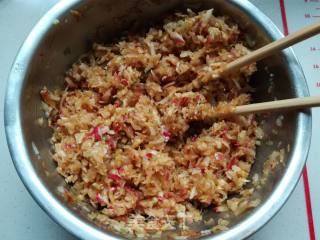 Fried Lard and Radish Buns recipe