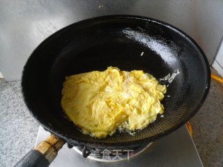 Stir-fried Chives with Egg and Shrimp Skin recipe