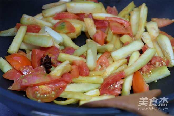 Grilled Eggplant with Tomatoes recipe