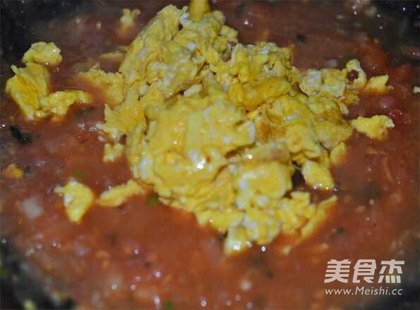 Scrambled Eggs with Tomatoes recipe