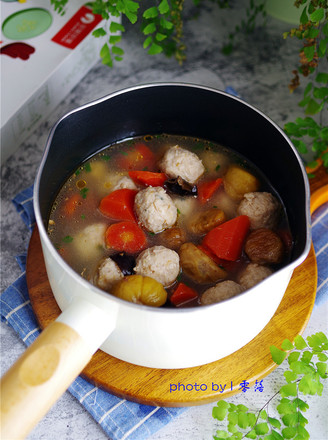 Chestnut and Radish Meatball Soup recipe