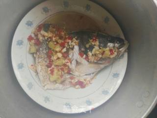 Steamed Fish Head with Chopped Pepper recipe