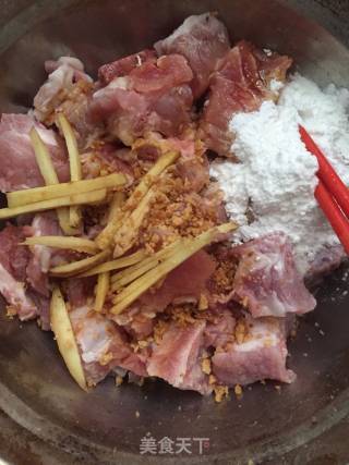 Steamed Ribs with Enoki Mushroom recipe