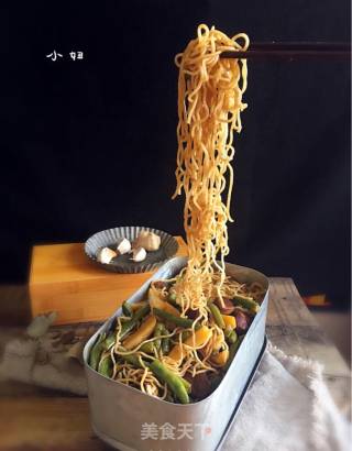 Steamed Noodles with Beef and Beans recipe