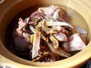 Stewed Big Bones with Dried Cuttlefish recipe