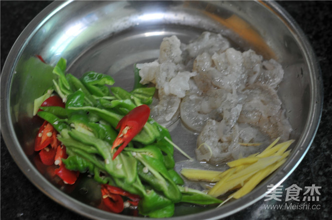 Stir-fried Shrimp with Green and Red Pepper recipe