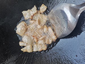 Fried Pork with Green Pepper and Yuba recipe