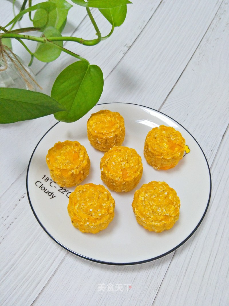 Sweet Potato and Oatmeal Mooncakes recipe