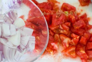 Tomato Beef Stew with Potato Flour recipe