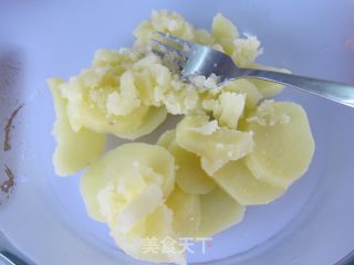 [mashed Potato Salad] @轻逸松旅行青去. . . recipe