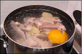 Beauty and Calcium Supplement, Warm Up in Winter---big Bone Radish Soup recipe