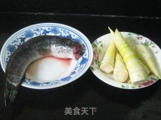 Spring Bamboo Shoots Black Fish Soup recipe