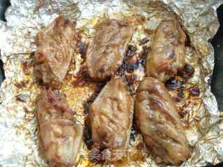 Wok Version Grilled Chicken Wings with Cranberry Sauce recipe