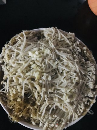 Garlic Enoki Mushroom Vermicelli recipe