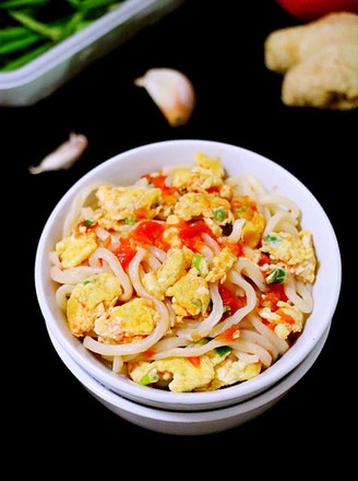 Tomato Scrambled Egg Noodles recipe