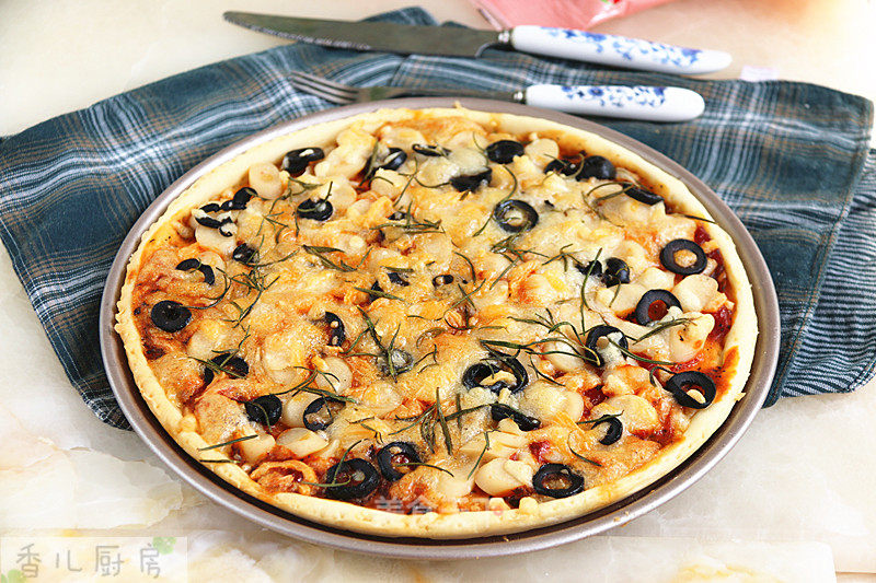 #trust之美#crab Meat and Fish Sausage Pizza