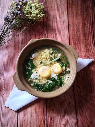 Instant Noodles with Egg recipe