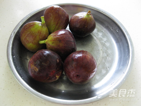 Fig Seaweed Soup recipe