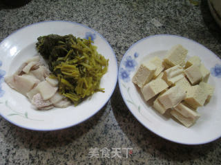 Boiled Frozen Tofu with Sliced Pork and Pickles recipe