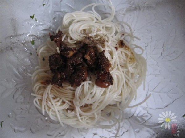 Noodles with Meat Sauce recipe