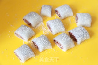 Glutinous Rice and Bean Paste Rolls recipe